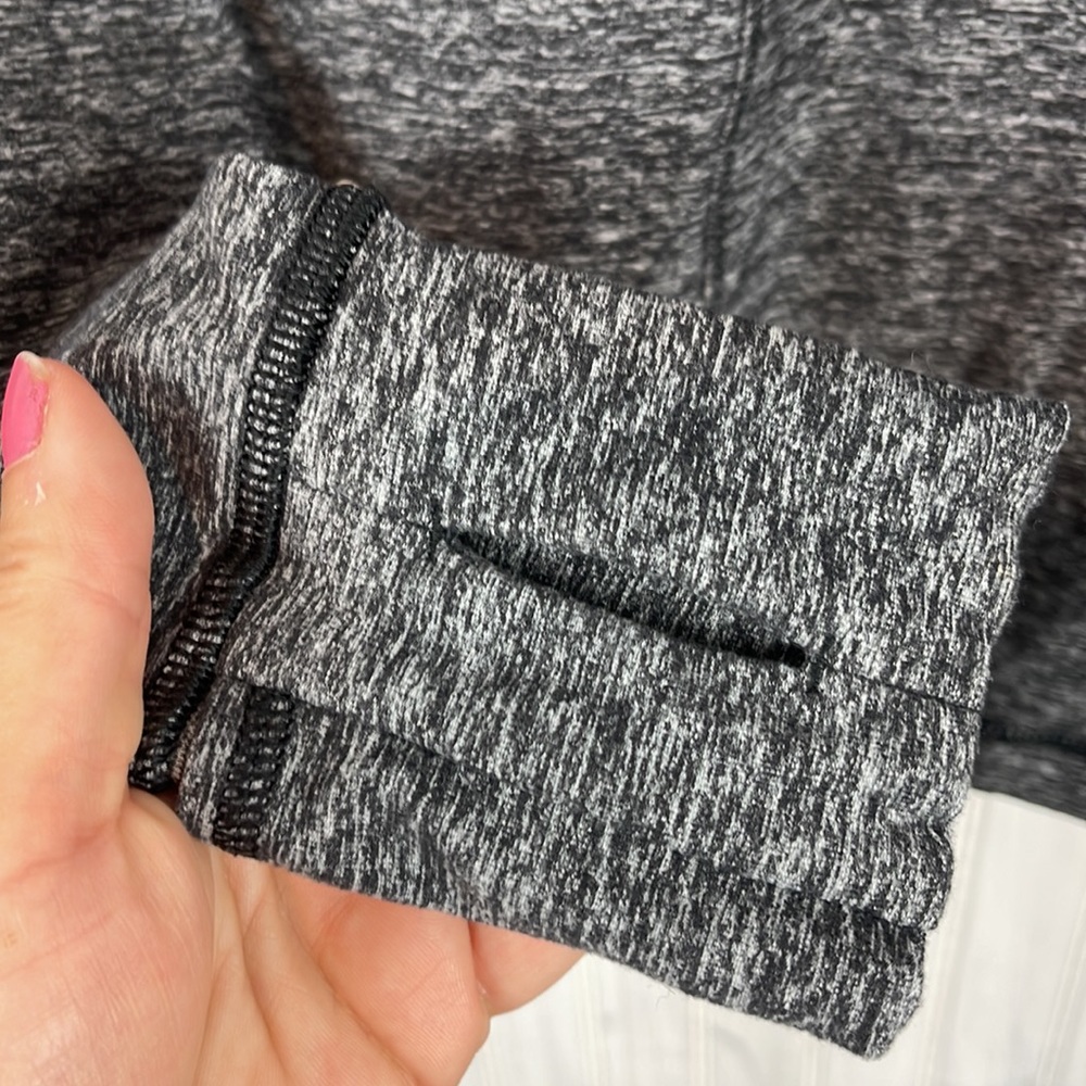 LULULEMON RUFFLE 1/4 ZIP PULLOVER 6 - Picture 4 of 6